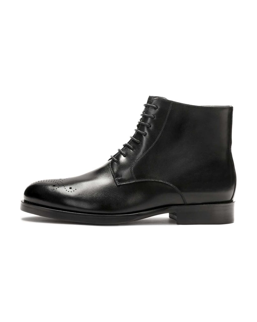 Kazar-Black-smooth-leather-boots-with-openwork-embellishment-černá