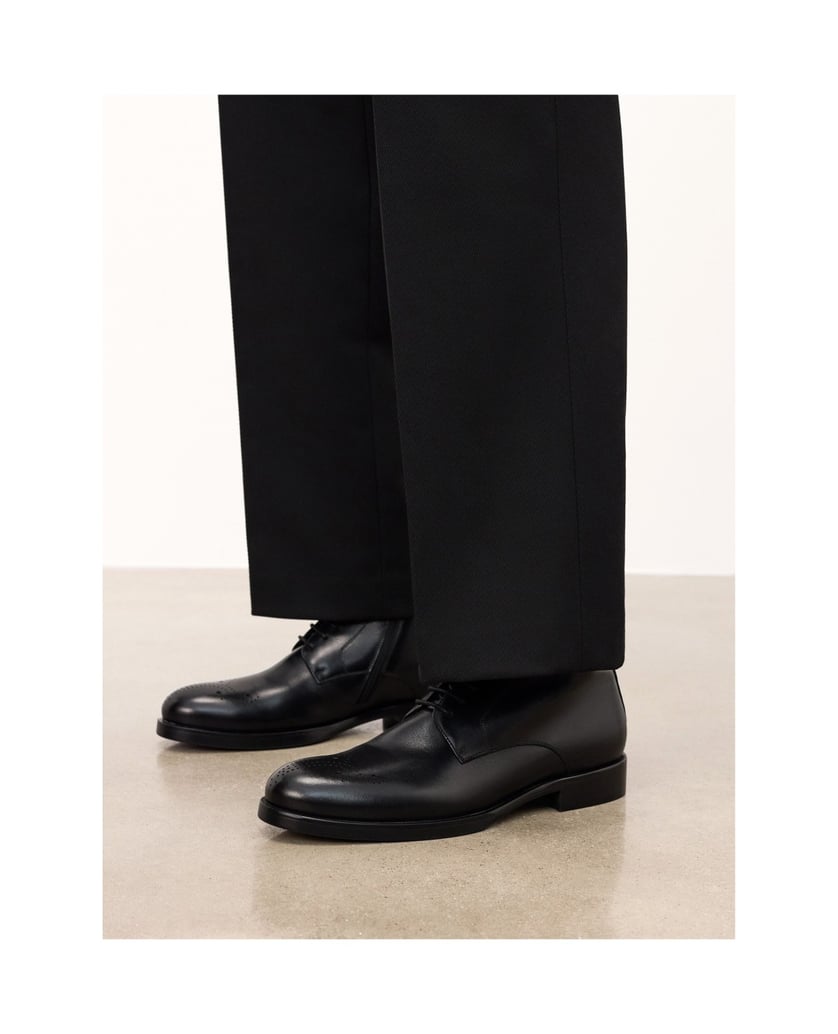 Kazar-Black-smooth-leather-boots-with-openwork-embellishment-černá