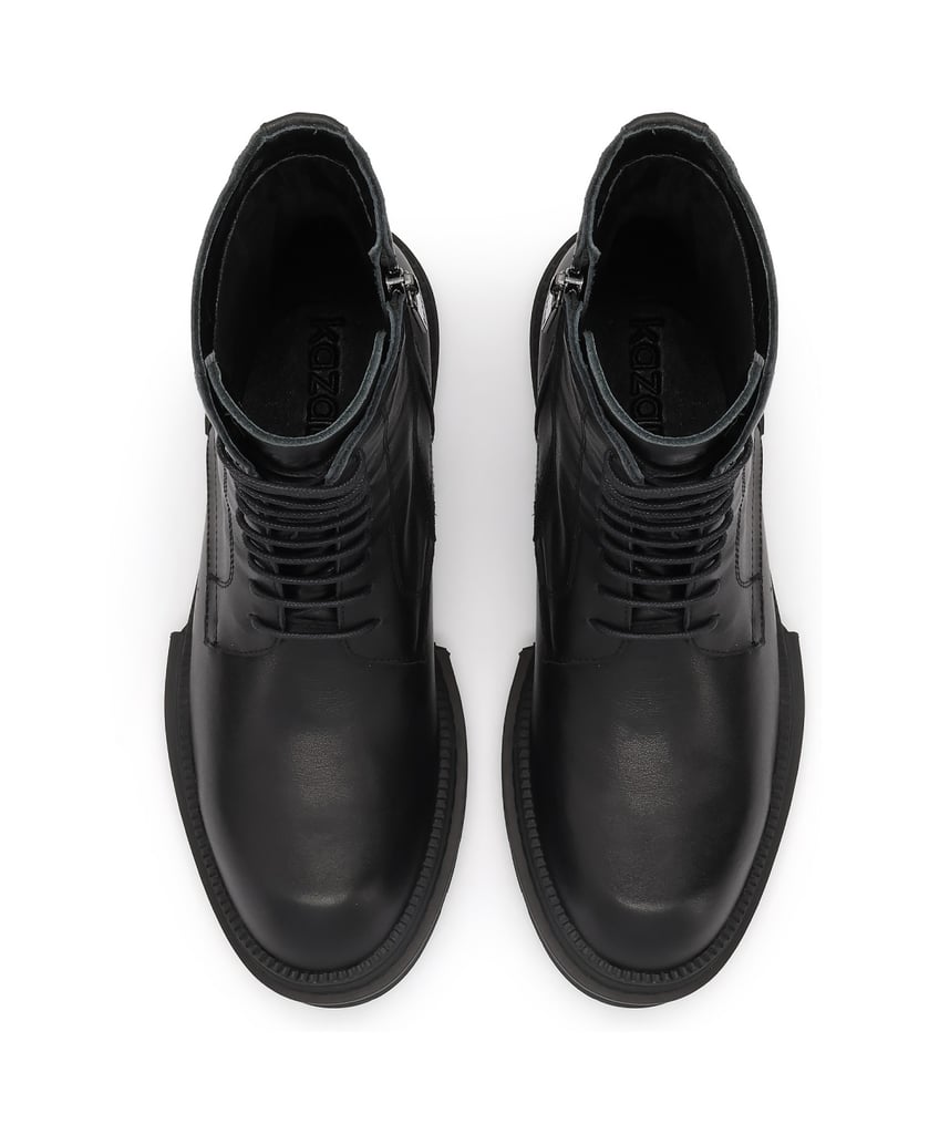Kazar-Lace-up-boots-in-military-style-černá