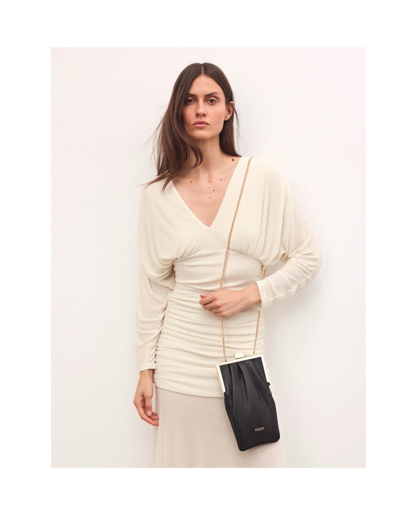 Kazar-Elongated-leather-chain-handbag-čierna