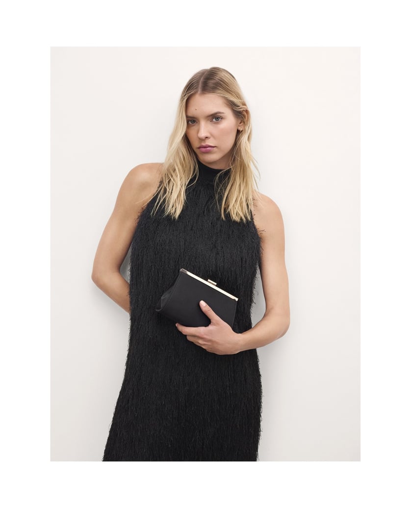 Kazar-Black-clutch-bag-with-metal-frame-černá
