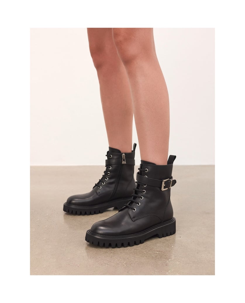 Kazar-Leather-boots-decorated-with-stripes-černá