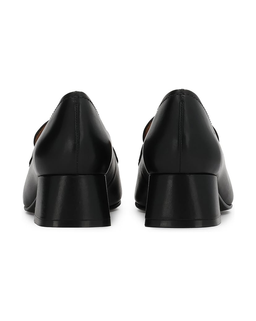 Kazar-Black-pumps-with-a-wide-low-heel-čierna
