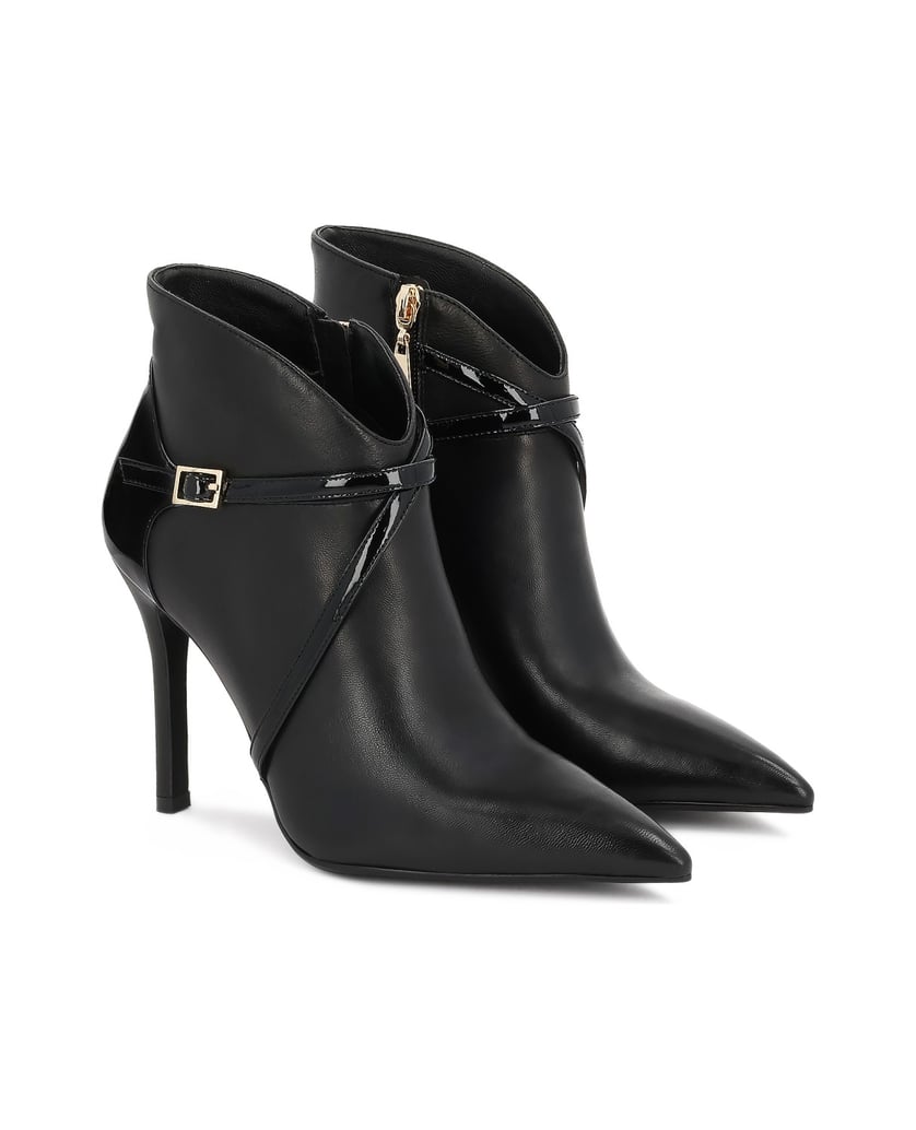 Kazar-Heeled-boots-with-contoured-upper-černá