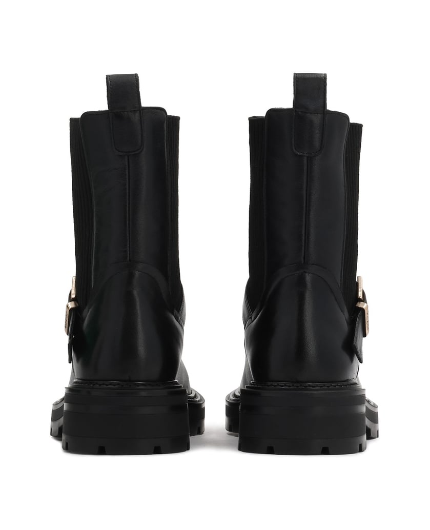 Kazar-Slip-on-flat-boots-decorated-with-a-strap-černá
