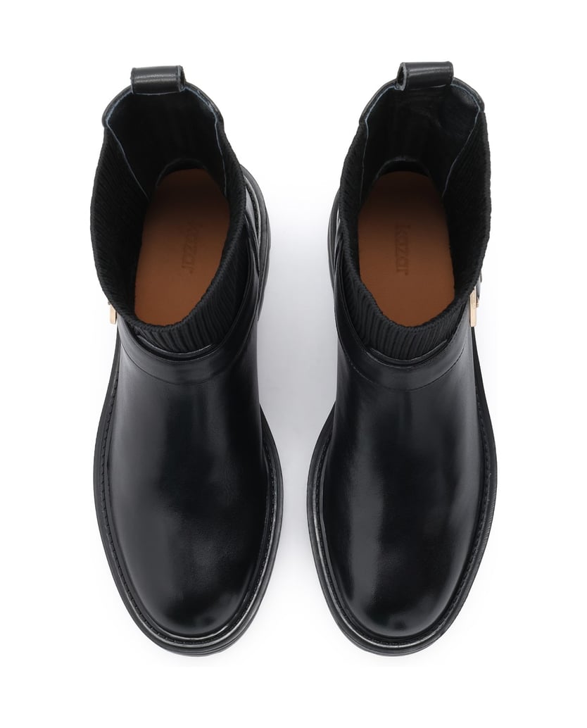 Kazar-Slip-on-flat-boots-decorated-with-a-strap-černá
