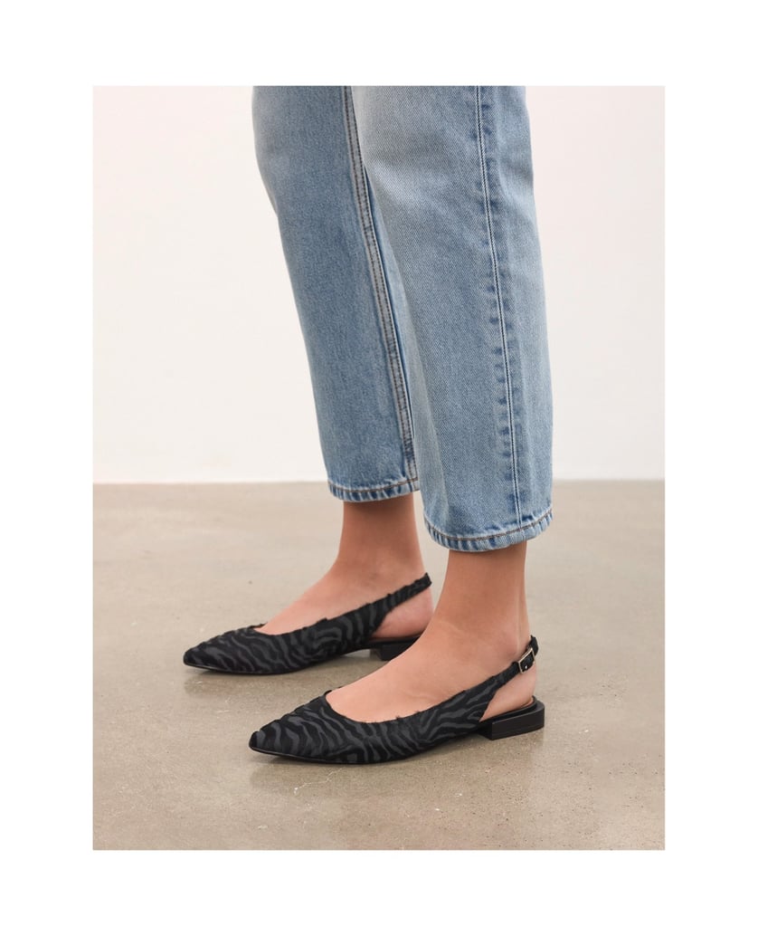 Kazar-Zebra-pattern-flat-pumps-čierna