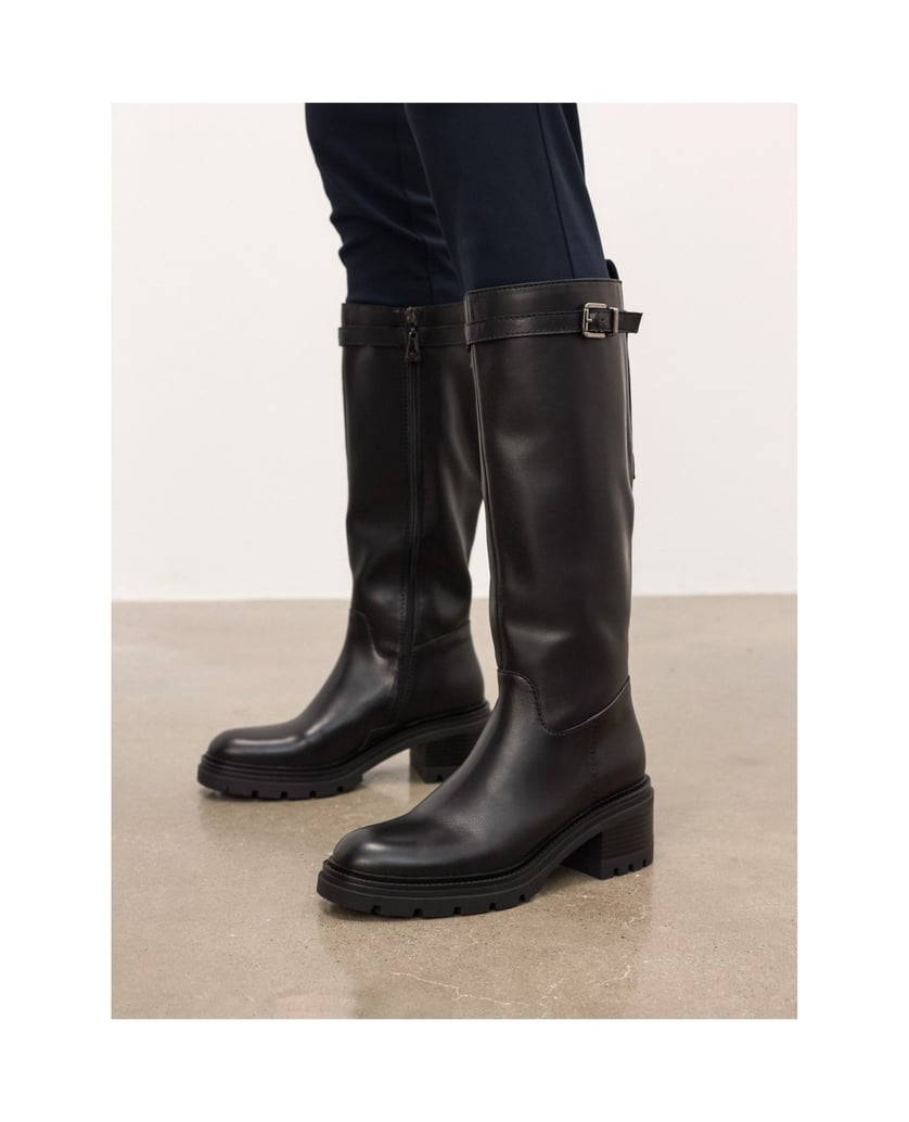 Kazar-Leather-boots-with-wide-heels-čierna