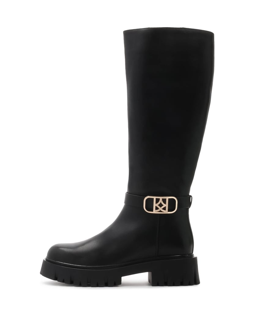 Kazar-Black-leather-boots-decorated-with-a-strap-čierna