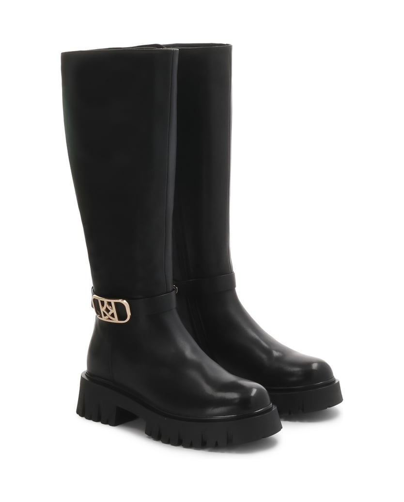 Kazar-Black-leather-boots-decorated-with-a-strap-čierna
