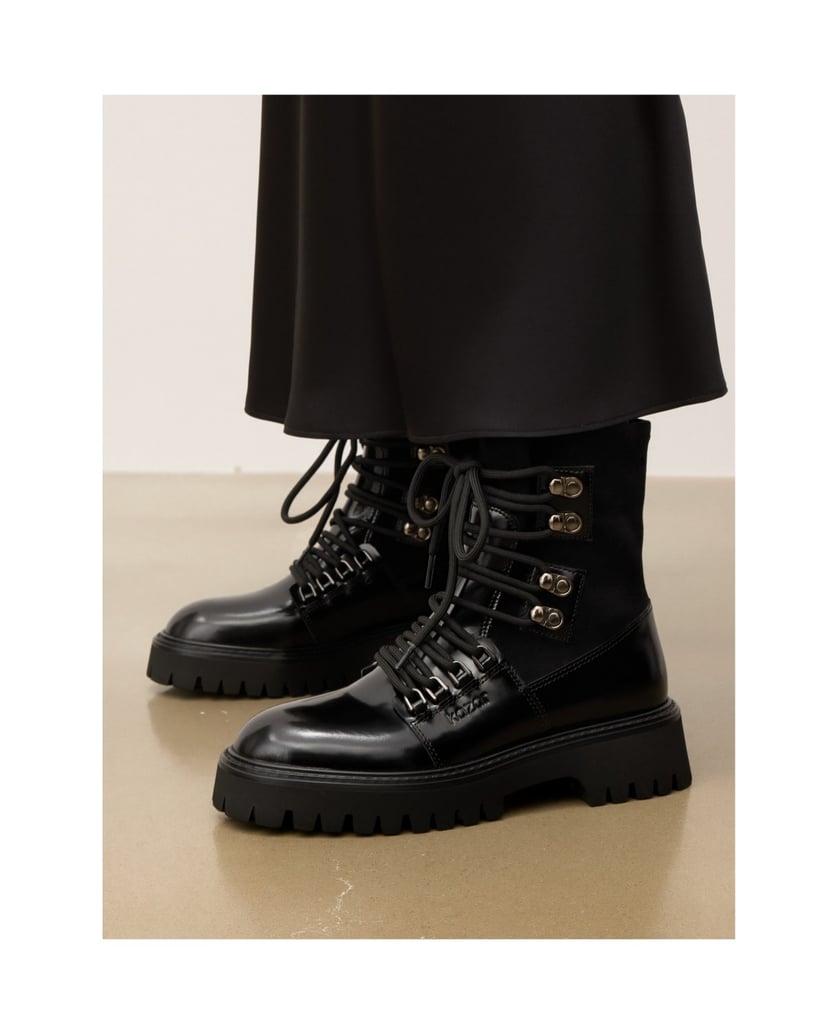 Kazar-Black-leather-boots-with-fabric-upper-and-trep-sole-černá