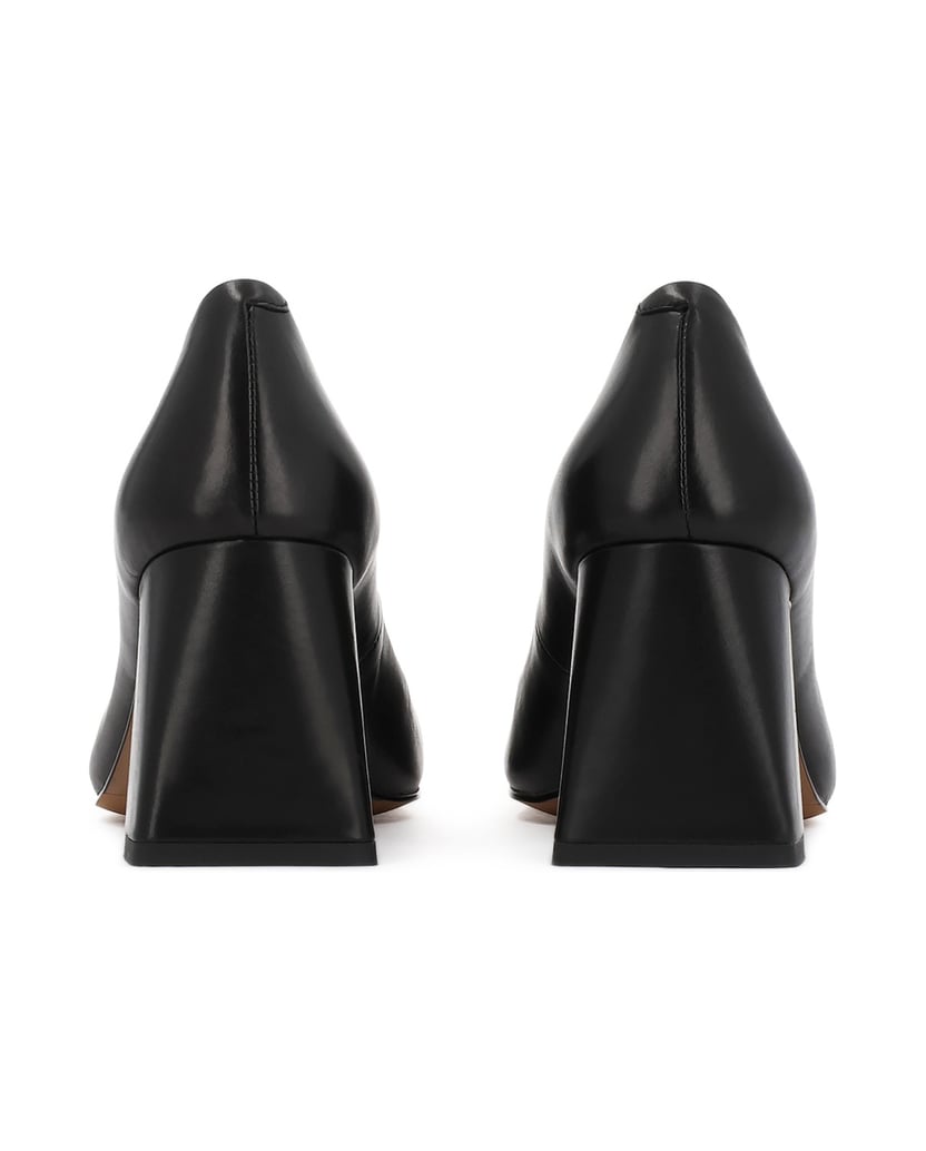 Kazar-Patent-leather-pumps-with-square-toes-černá