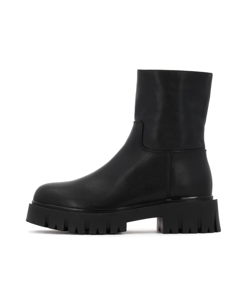 Kazar-Stiefel-aus-schwarzem-Naturleder-mit-fester-Sohle-schwarz