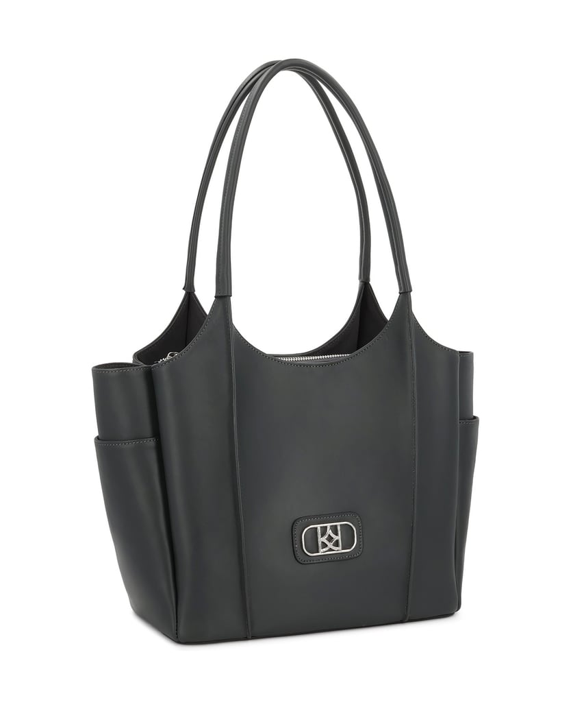 Kazar-Shoulder-bag-with-a-unique-shape-šedá