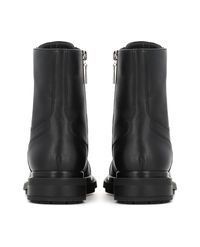 Kazar-Black-boots-with-openwork-decoration-černá