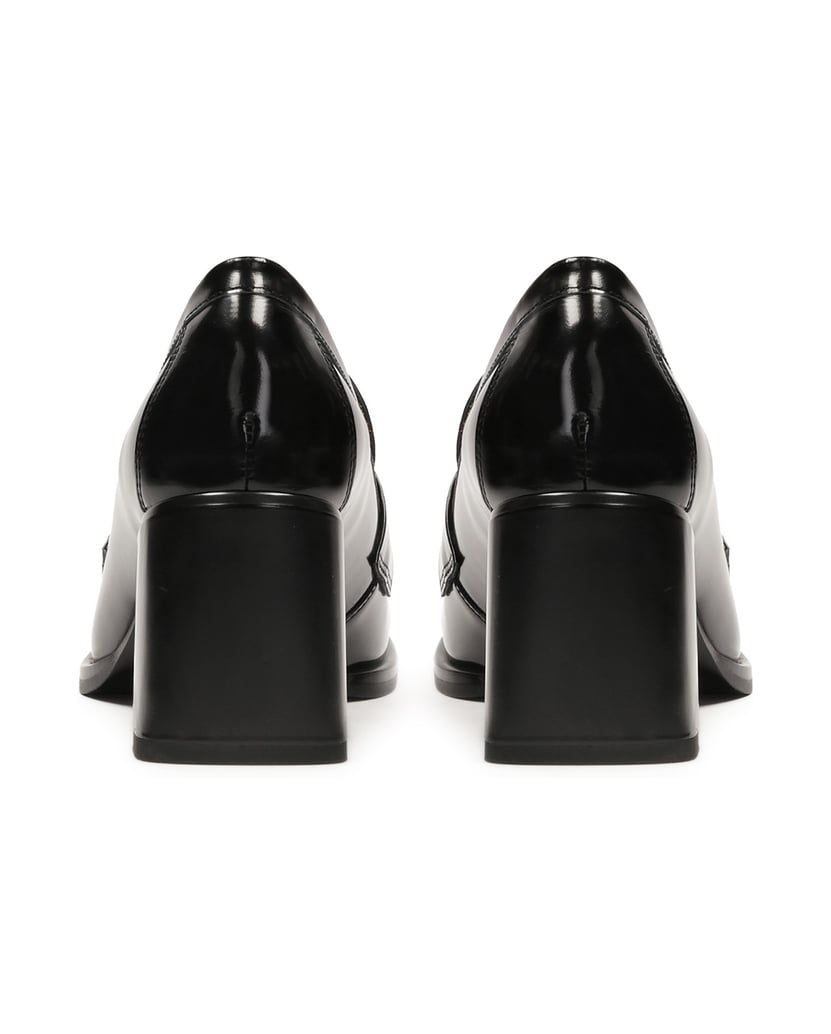 Kazar-Lords-pumps-with-a-wide-heel-černá