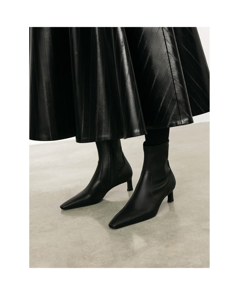 Kazar-Black-boots-with-extended-nose-čierna