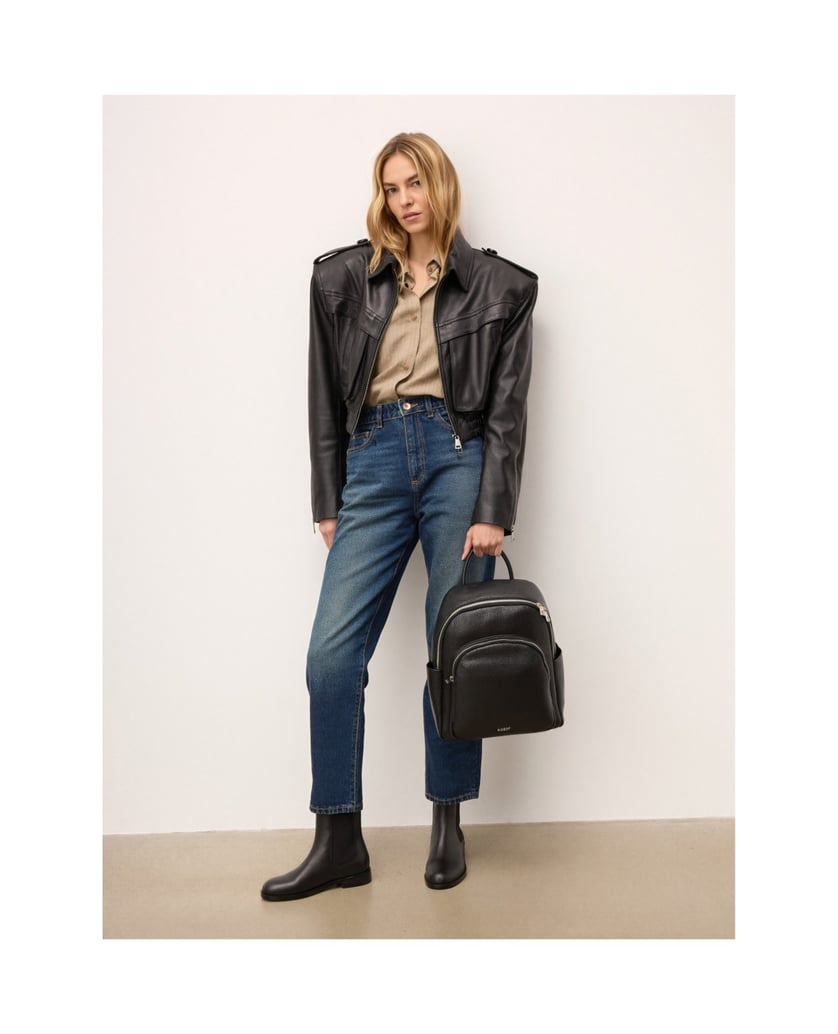 Kazar-Black-leather-backpack-černá