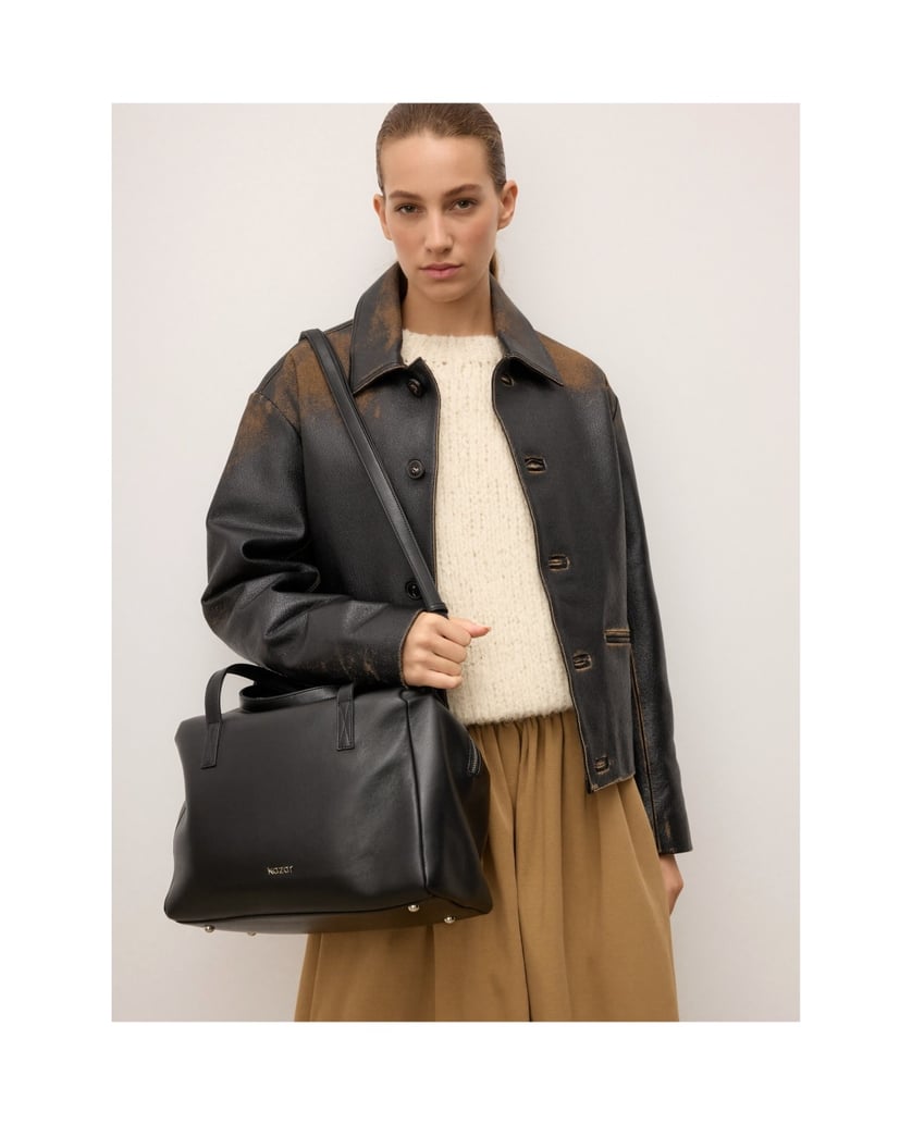 Kazar-Leather-handbag-with-handles-and-strap-černá