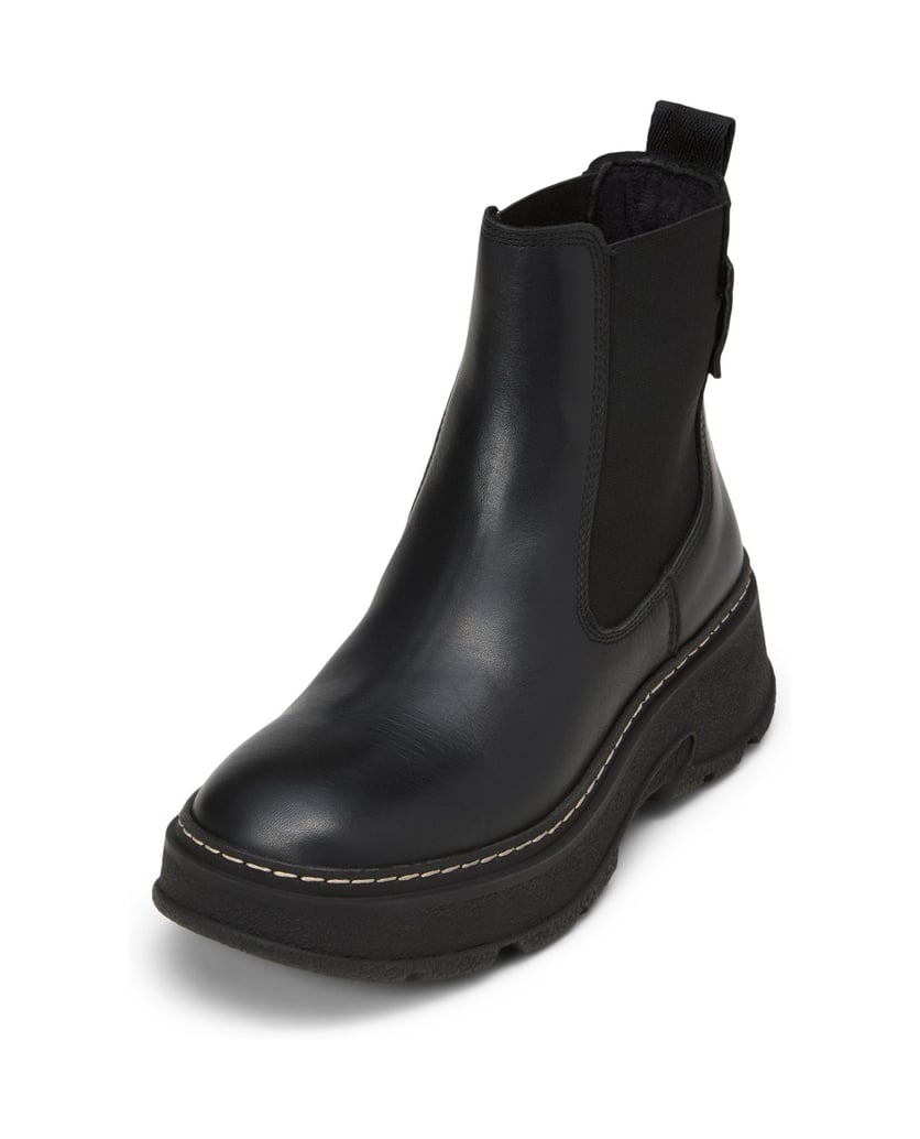 Marc-O´Polo-Chelsea-Boot-Model-Elisa-schwarz