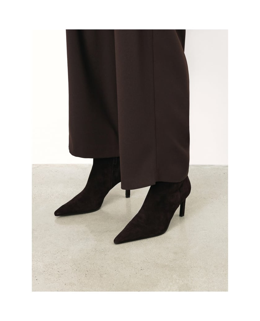 Kazar-Minimalist-brown-suede-boots-hnědá