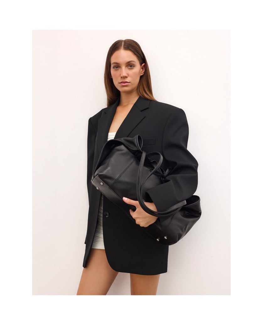 Kazar-Leather-handbag-with-removable-insert-černá