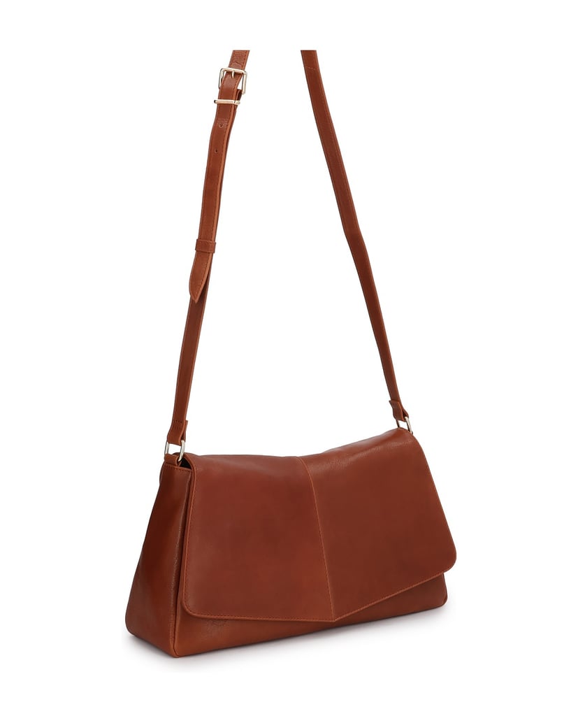 Kazar-Light-brown-leather-shoulder-bag-velbloudí