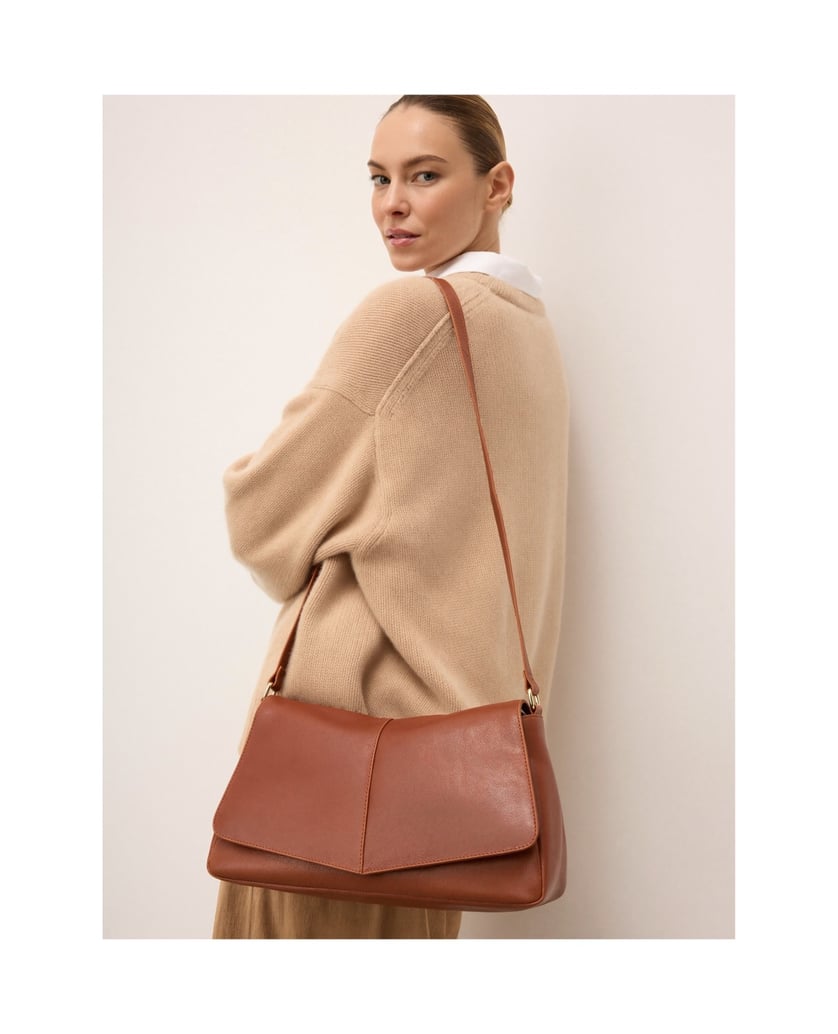Kazar-Light-brown-leather-shoulder-bag-velbloudí
