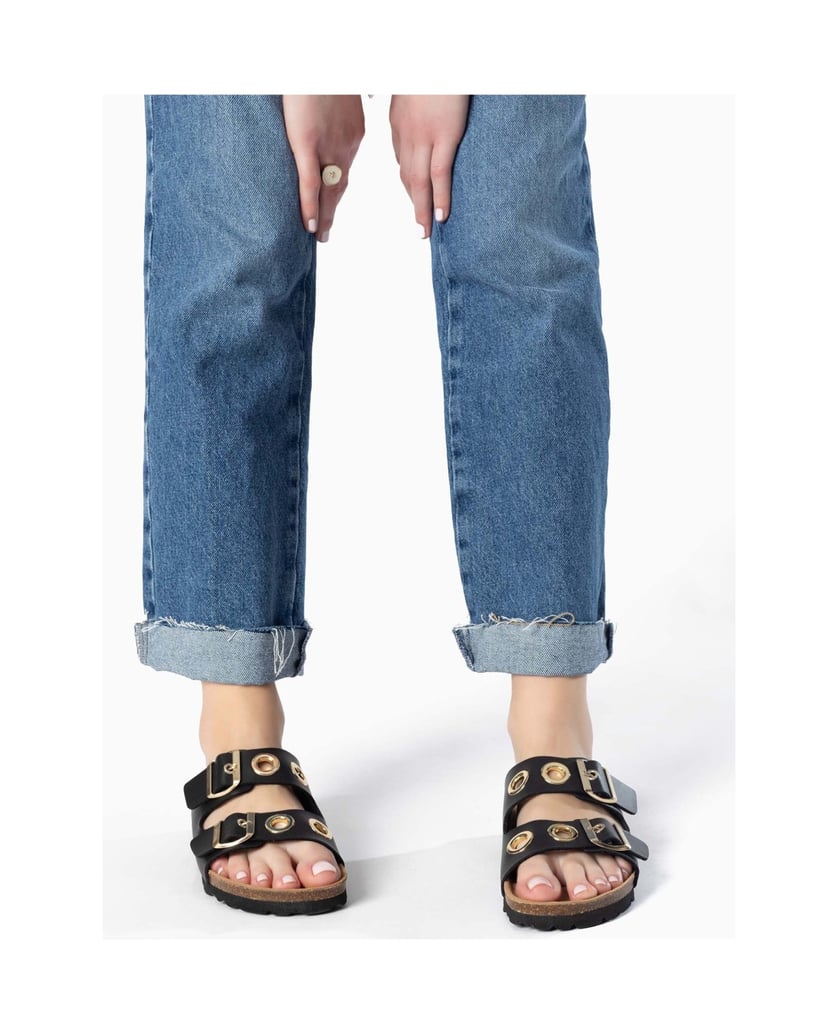 Bayton-Mules-woman-Janny-schwarz