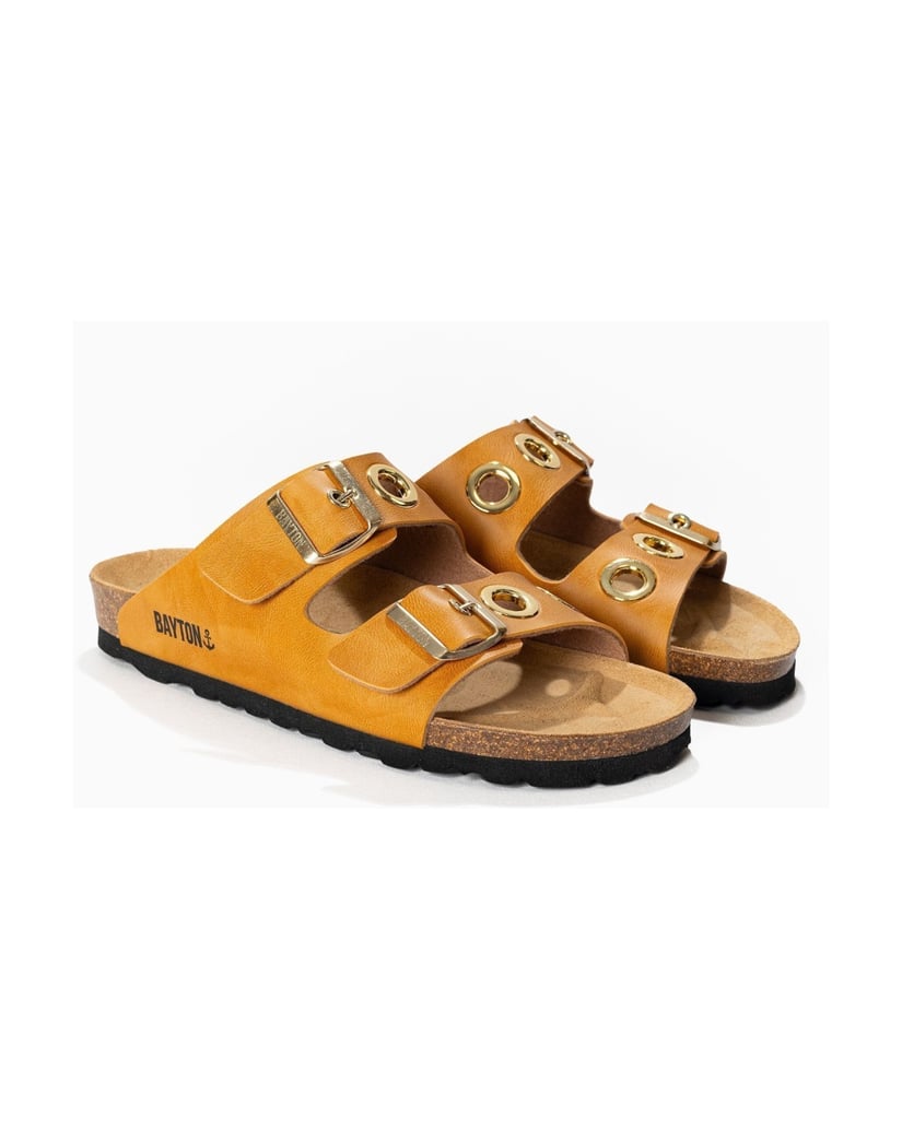 Bayton-Mules-woman-Janny-schwarz