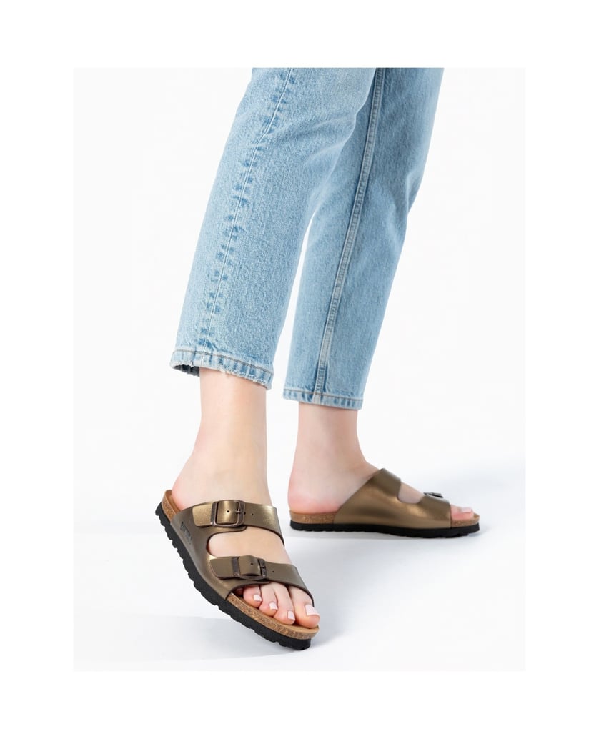 Bayton-Mules-woman-Astrakan-cognac
