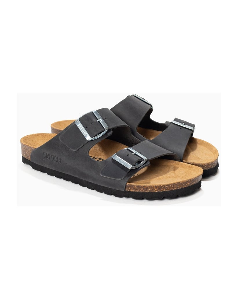 Bayton-Mules-woman--Atlas-braun