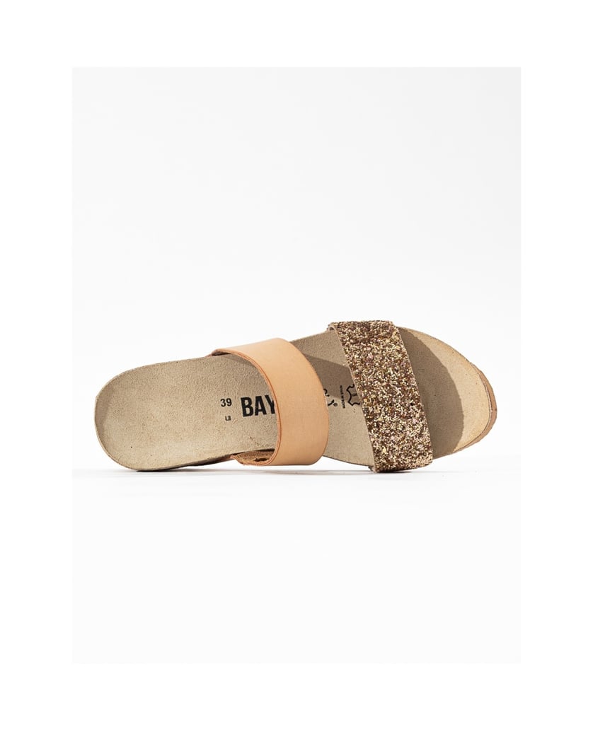 Bayton-Women-mules-Philomene-camel-