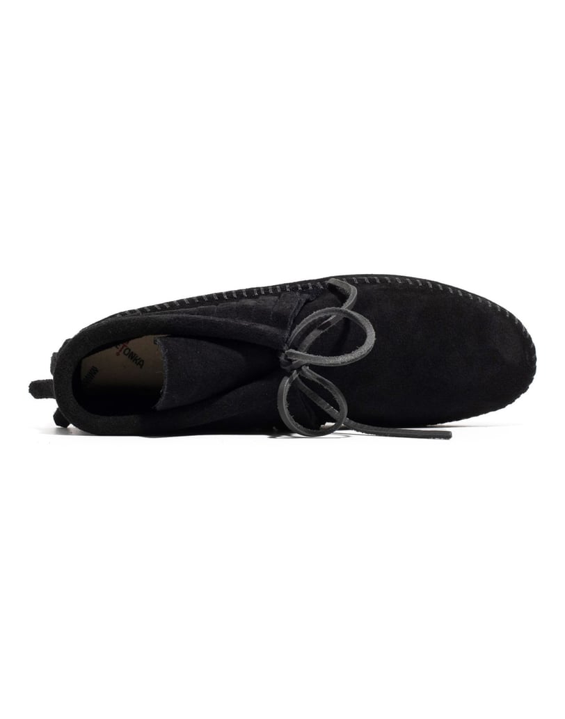 MINNETONKA-Klassischer-Fransenstiefel-schwarz