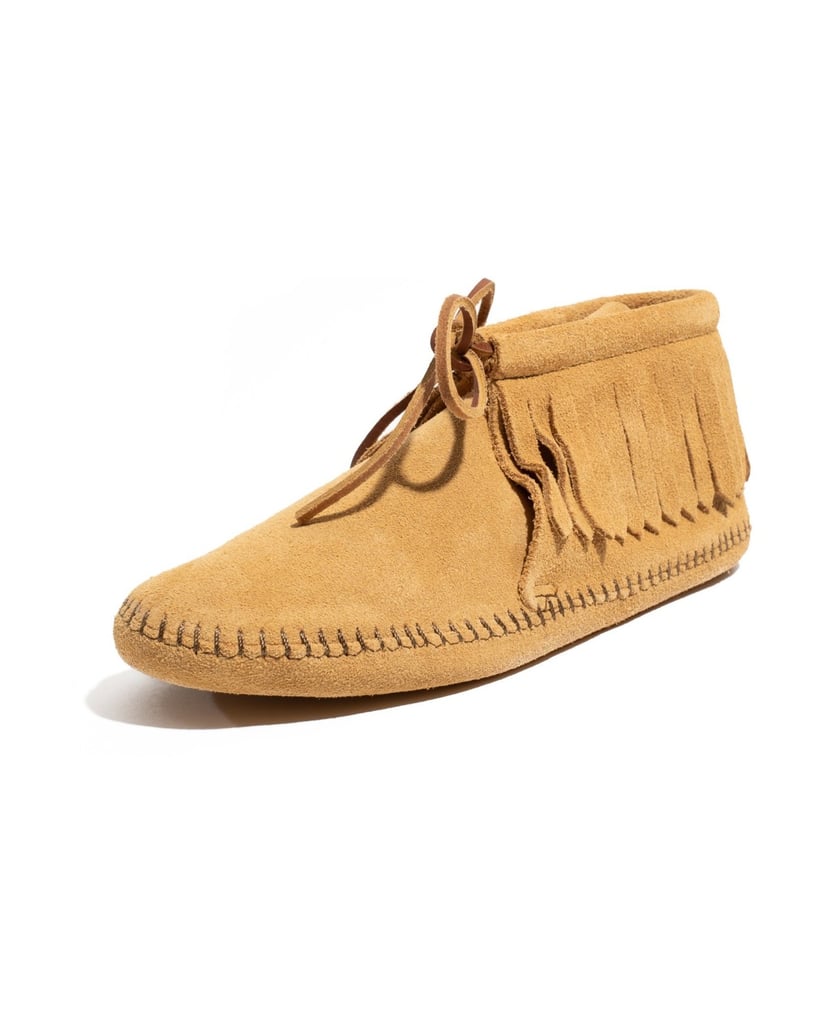 MINNETONKA-Klassischer-Fransenstiefel-schwarz