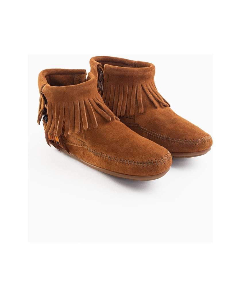 MINNETONKA-Concho-Feather-Low-Boots
