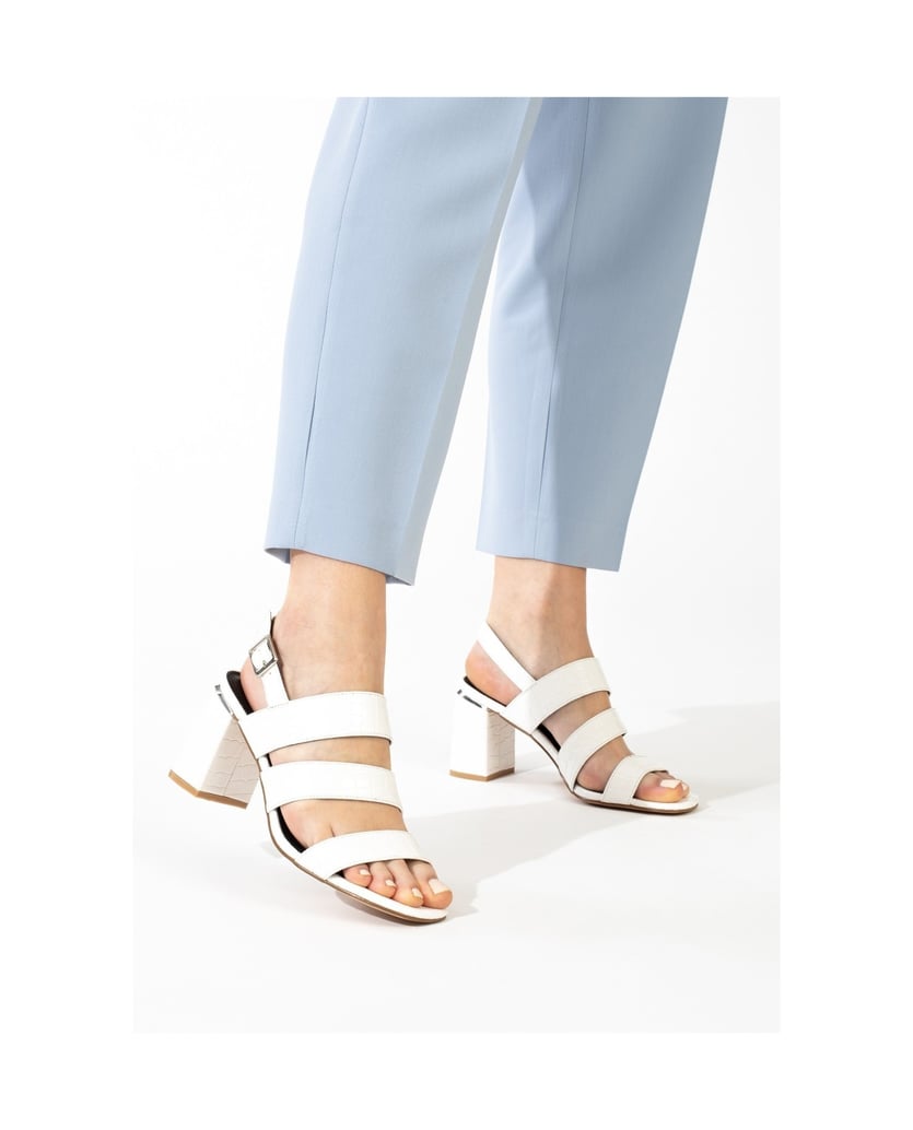 Celena-Sandalen-mit-eckigem-Absatz-CHARIS-BASICS-schwarz