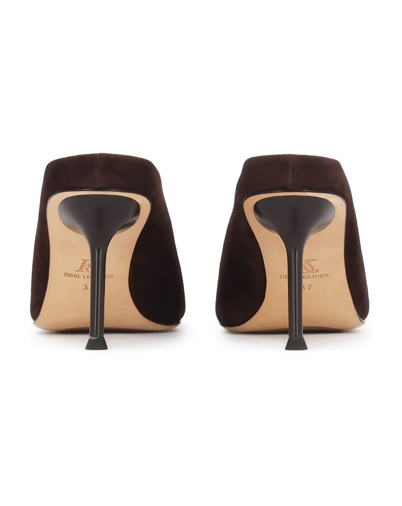 Kazar-Studio-Braune-Maultiere-auf-einem-gebogenen-Stift-braun