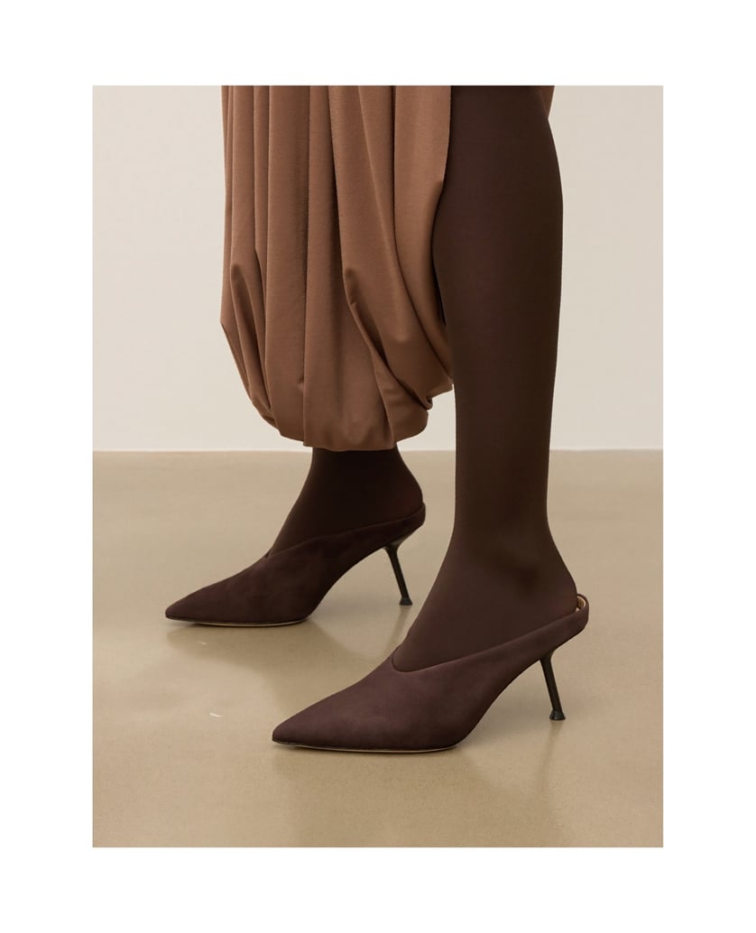 Kazar-Studio-Braune-Maultiere-auf-einem-gebogenen-Stift-braun