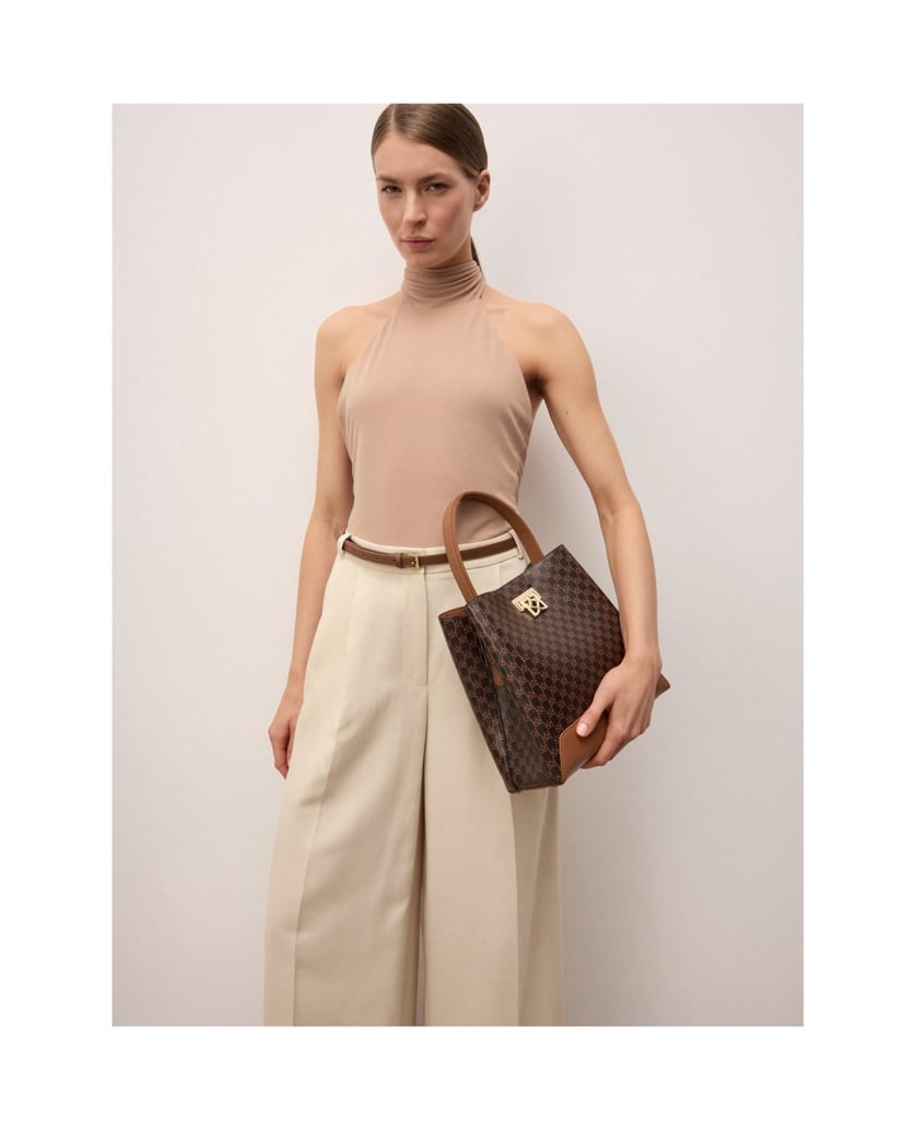 Kazar-Exclusive-leather-handbag-with-signature-KAZAR-clasp-tmavá-hnedá