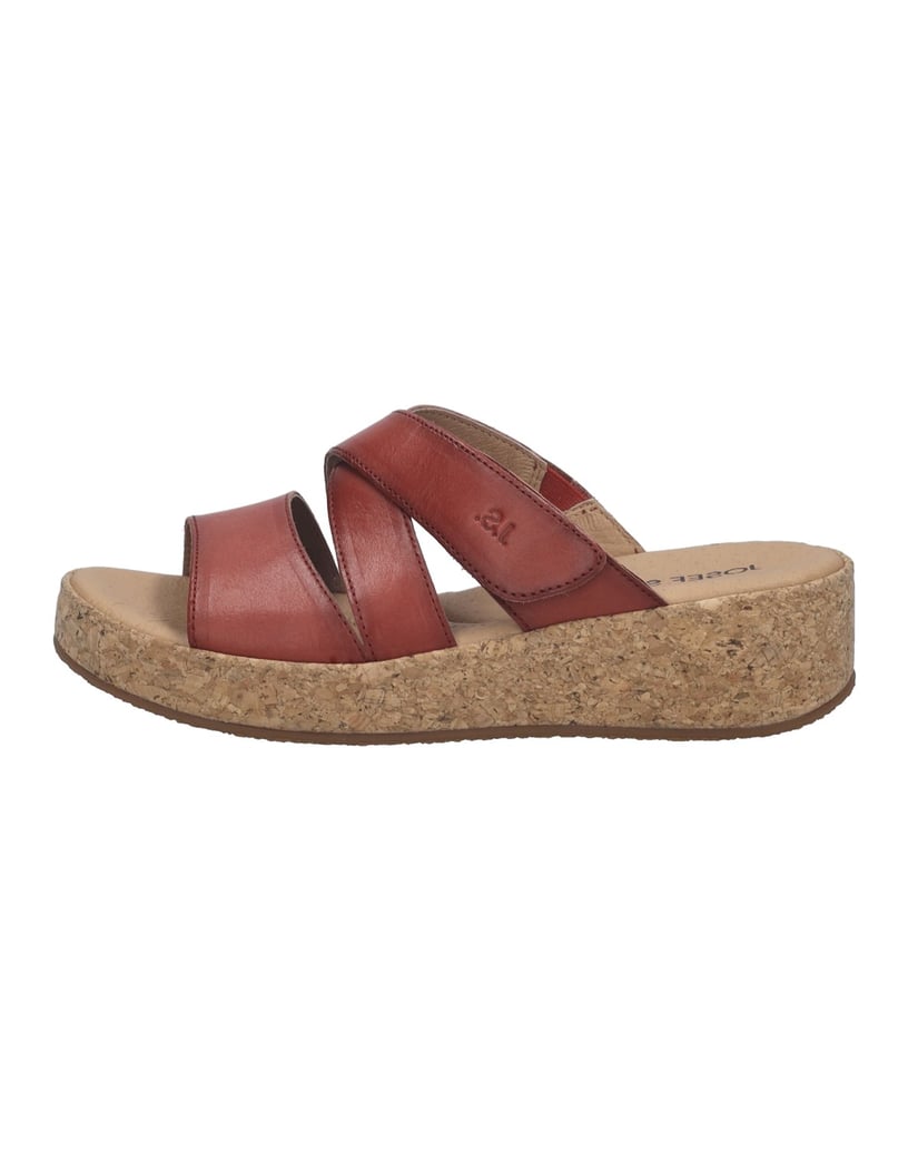 JOSEF-SEIBEL-Evita-04-lila