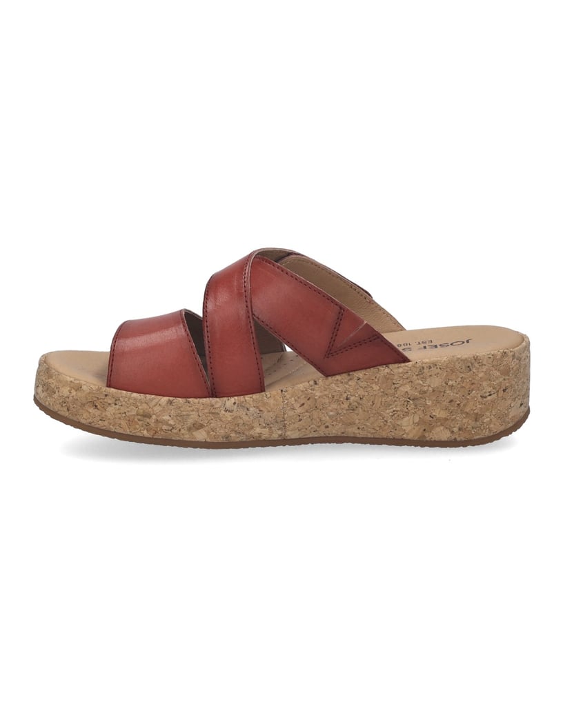 JOSEF-SEIBEL-Evita-04-lila