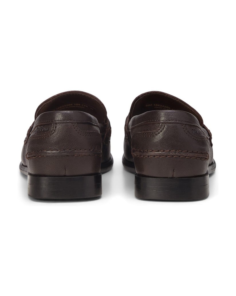 Marc-O´Polo-Penny-Loafer-Model-Fiona-schwarz