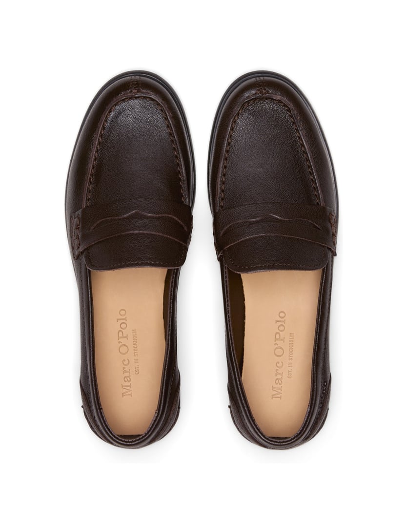 Marc-O´Polo-Penny-Loafer-Model-Fiona-schwarz