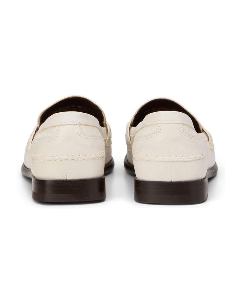 Marc-O´Polo-Penny-Loafer-Model-Fiona-schwarz