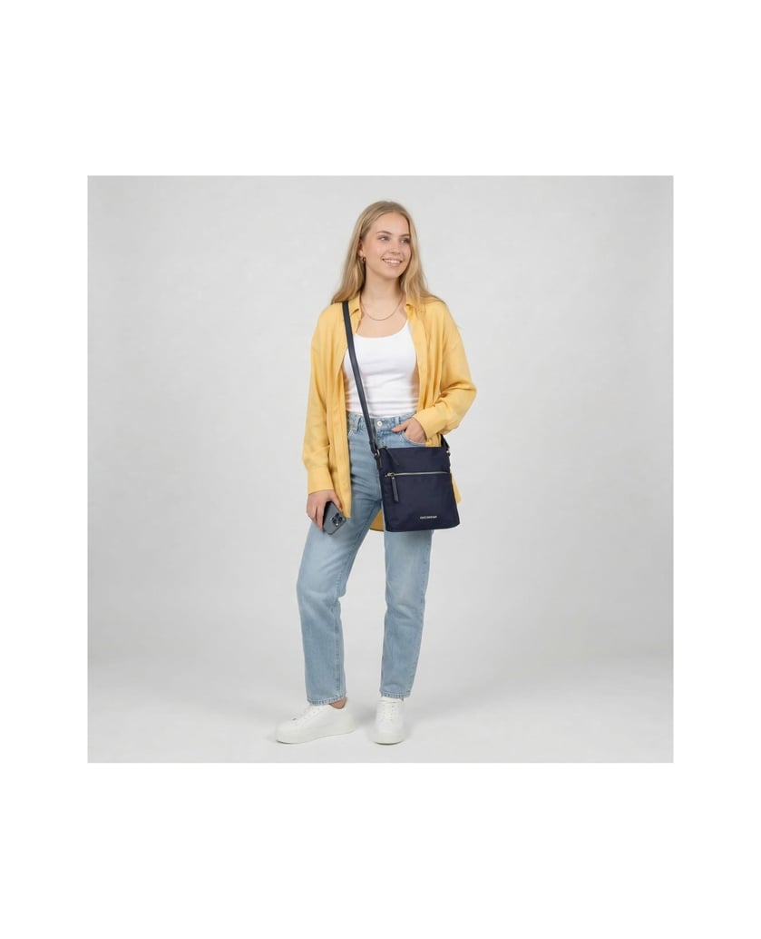EMILY-&-NOAH-Crossover-blau