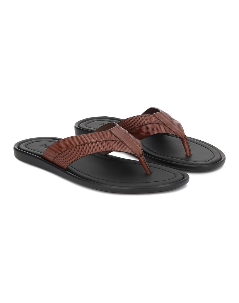 Kazar-Braune-Herren-Flip-Flops-aus-Leder-mit-perforiertem-Schaft-braun