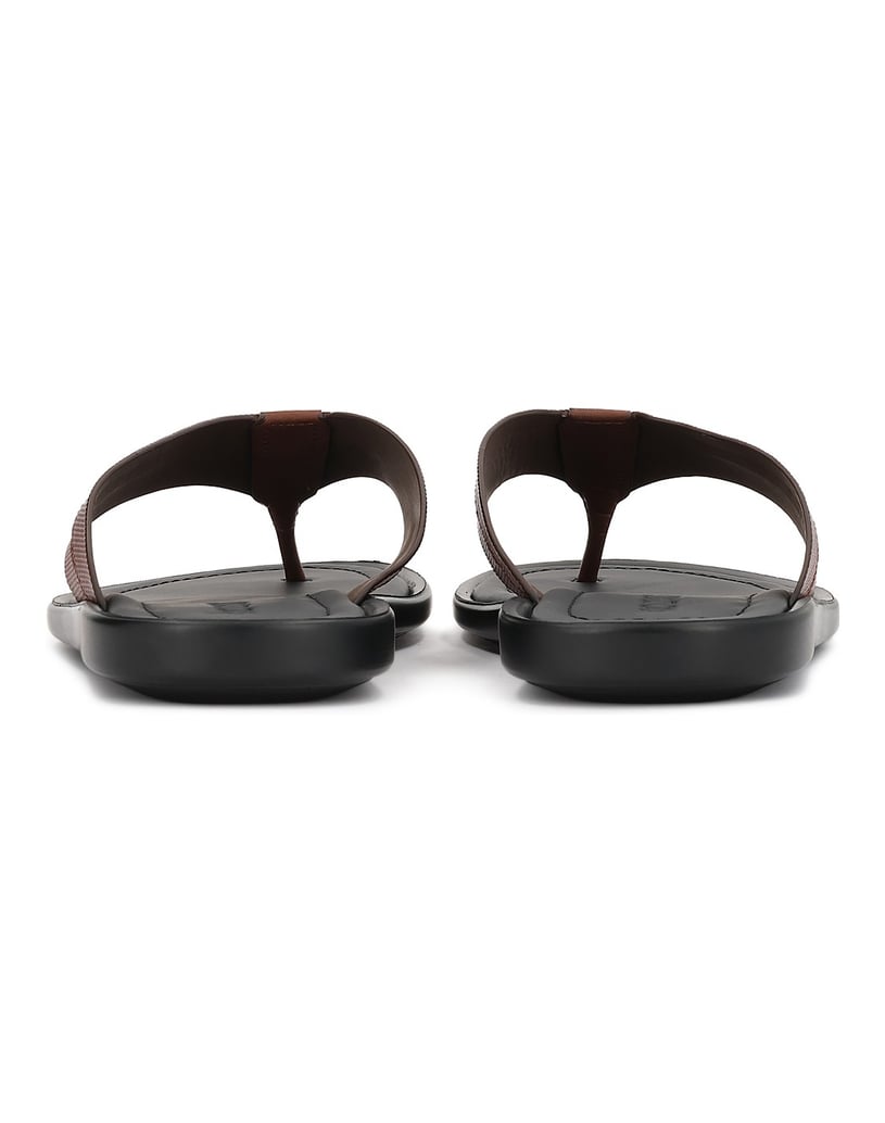 Kazar-Braune-Herren-Flip-Flops-aus-Leder-mit-perforiertem-Schaft-braun