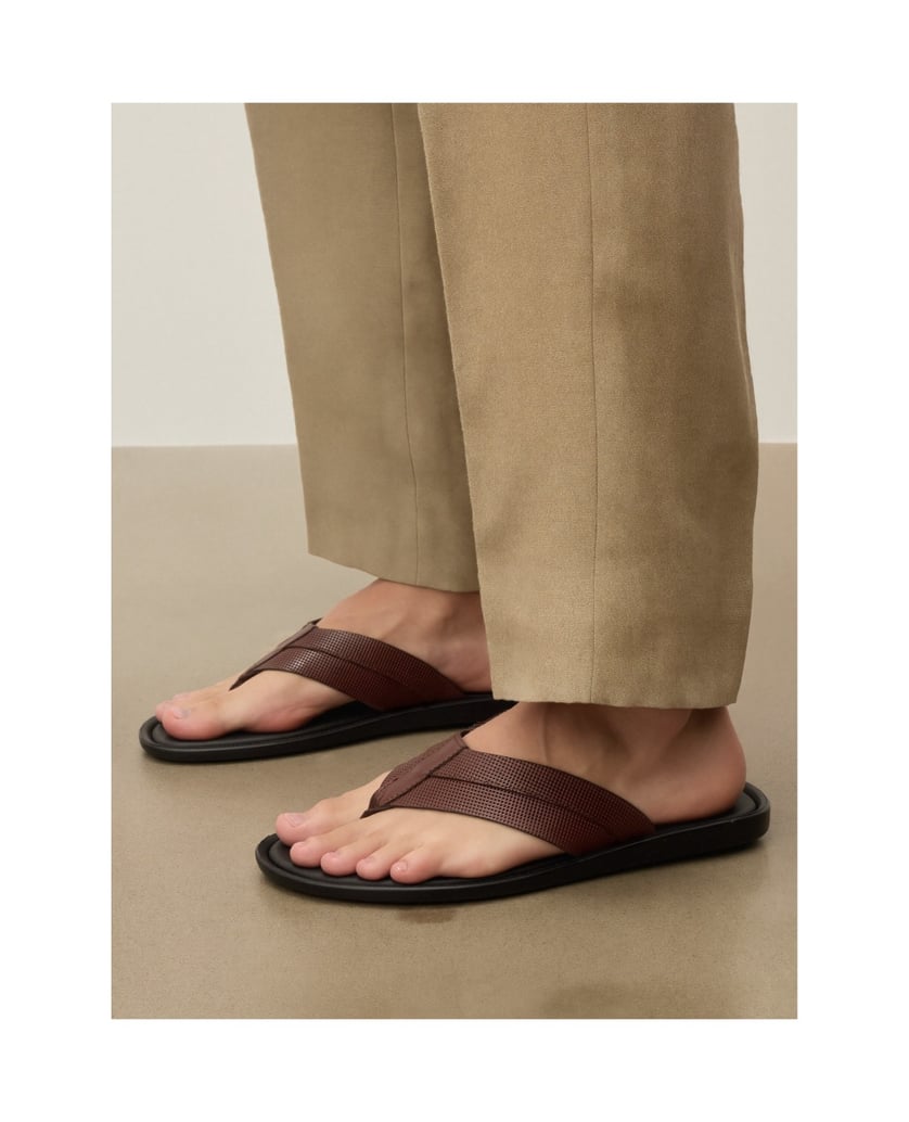 Kazar-Braune-Herren-Flip-Flops-aus-Leder-mit-perforiertem-Schaft-braun