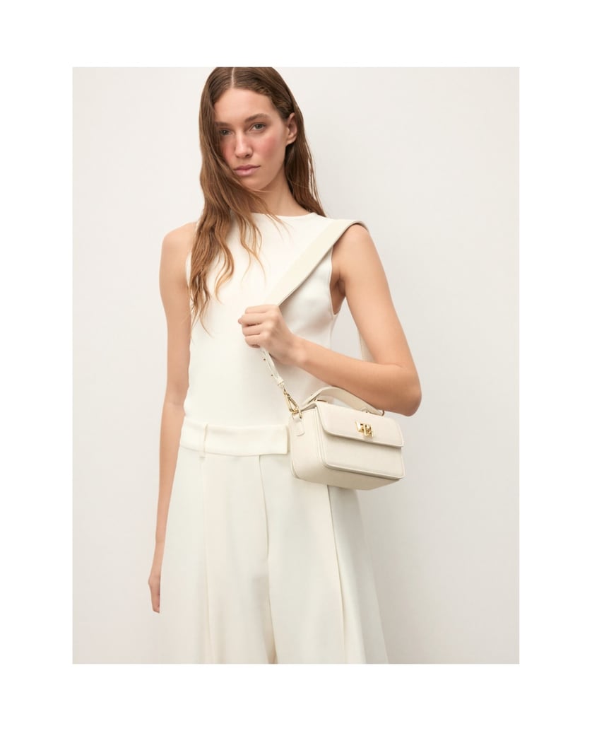 Kazar-White-stiff-handbag-with-wide-strap-biela